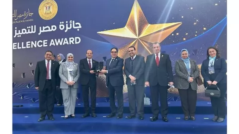 علوم سياسية القاهرة تفوز بالمركز الثاني بجائزة التميز الحكومي
