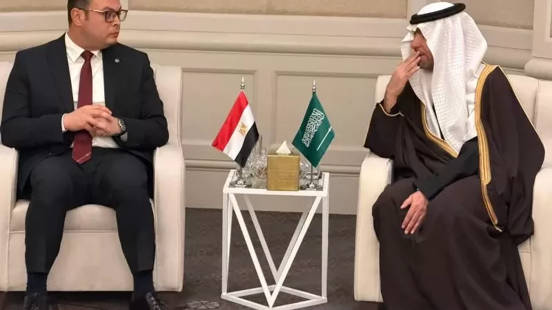 وزير الإسكان يعقد لقاءً ثانيًا مع وزير البلديات والإسكان السعودي
