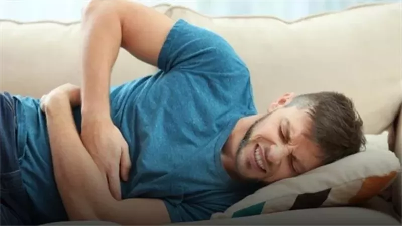 أسباب ألم البطن بعد الأكل