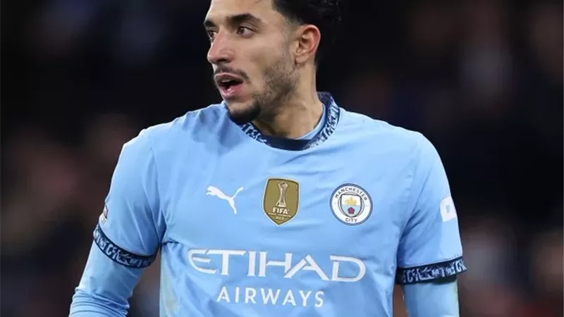 لن يترك الدوري الإنجليزي.. عمر مرموش يحسم مستقبله مع مانشستر سيتي