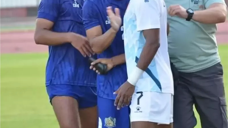 ابوقير يخطف شندي لاعب السكه الحديد