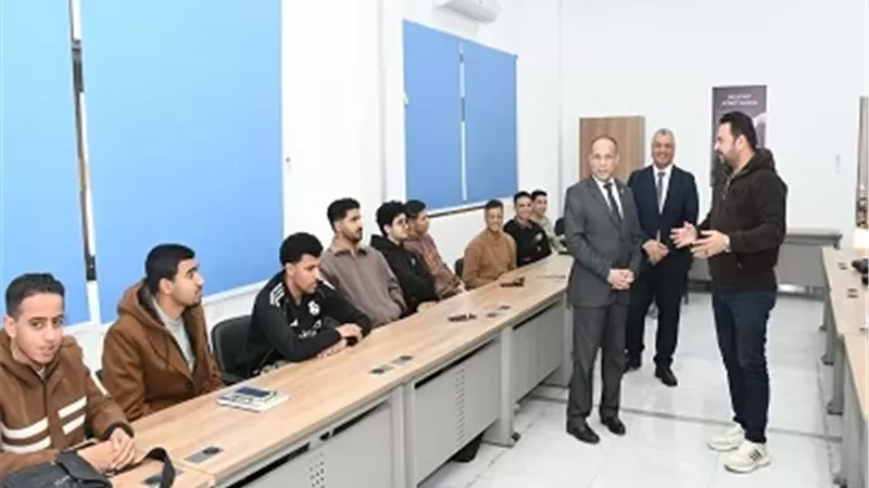وزير التعليم العالي يبحث سبل التعاون مع نظيره الجيبوتي