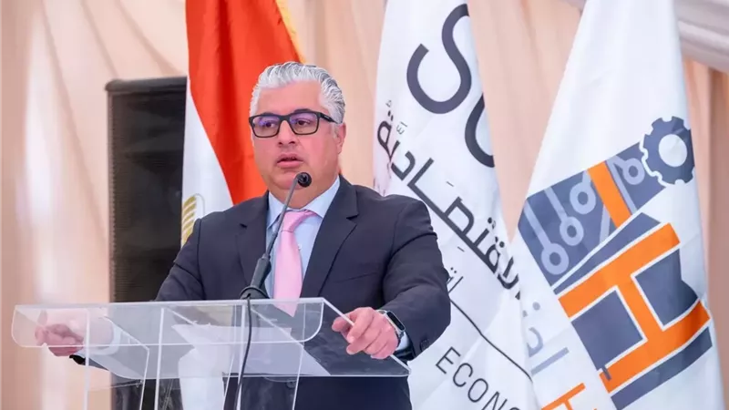 مشروع صناعي ضخم.. وضع حجر أساس مصنع 