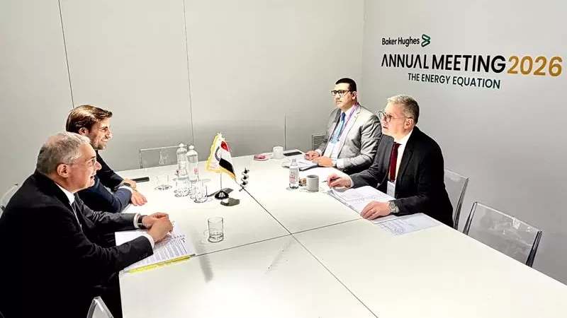 وزيرالبترول يبحث مع رئيس 