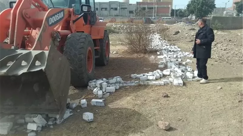 محافظ أسيوط: تنفيذ 24 قرار إزالة ضمن الموجة الـ28