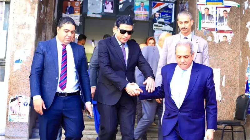 نائب محافظ سوهاج يشيد بدور نقابة المحامين في ترسيخ العدالة