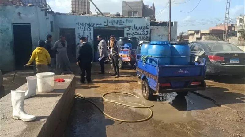 ضبط 7 مغاسل سيارات مخالفة لقيامها بصرف المخلفات بالمجاري بالفيوم
