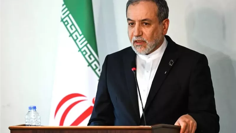 طهران: الاتحاد الأوروبي يشكل ضررًا عميقًا لمصالحه