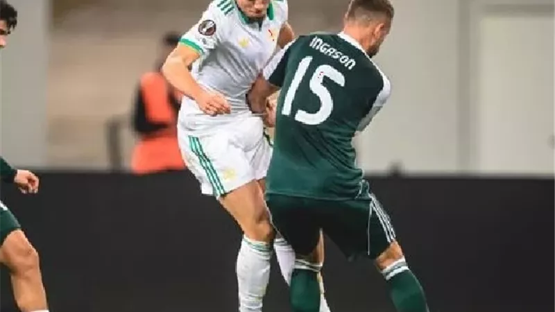 الدوري الأوروبي| روما يتعادل مع باناثينايكوس ويتأهل مباشرة لدور الـ 16