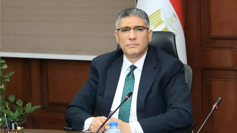 متابعة منظومة العمل وضبط الأداء بالجيزة ..صور