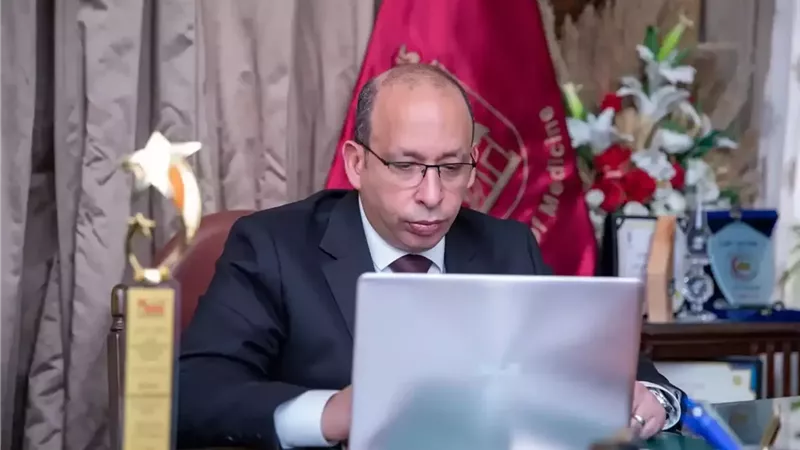استحداث عيادة متخصصة لأمراض العيون الوراثية للبالغين بقصر العيني