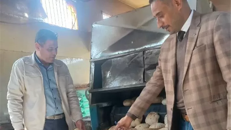 جهاز بدر وإدارة التموين يحرران محضر نقص وزن ومواصفات للمخابز.. بالصور