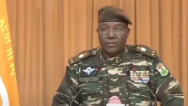 النيجر تتهم فرنسا وبنين وساحل العاج بالوقوف وراء الهجوم على قاعدة جوية
