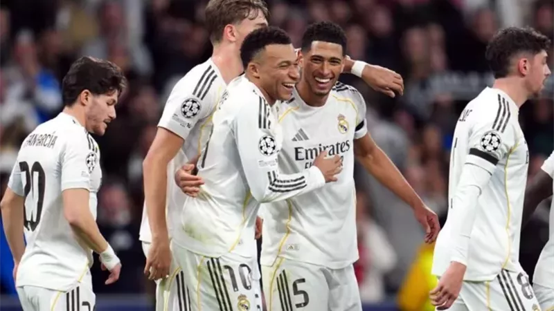 ريال مدريد يواجه بنفيكا.. قرعة ملحق دوري أبطال أوروبا