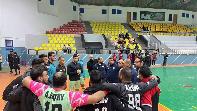فوز فريق نادي المنيا لكرة اليدعلى فريق المنصورة في الدوري الممتاز