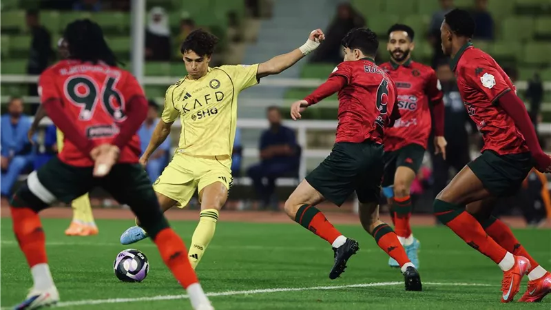 النصر يكتسح الخلود بثلاثية فى الدورى السعودى