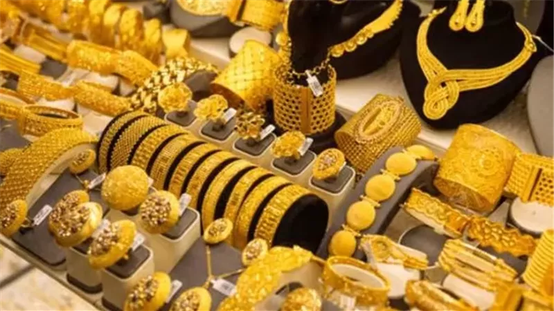 سعر الذهب عيار 24 يسجل 7748 جنيهًا
