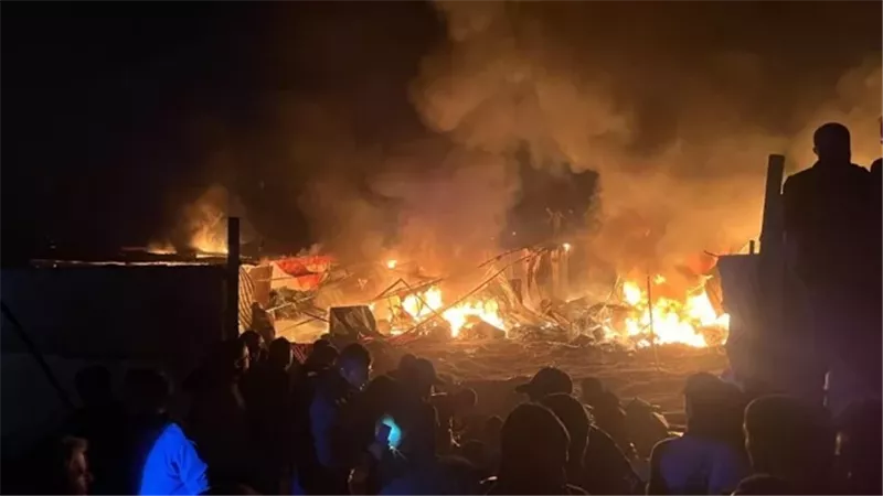 الدفاع المدني بغزة: نتعامل مع حرائق في خيام النازحين بمخيم غيث