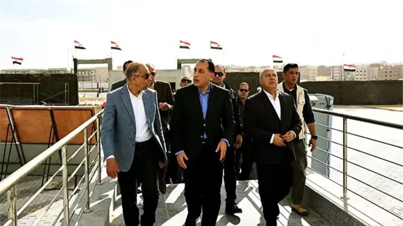 رئيس الوزراء يتفقد الموقف الإقليمي في مدينة المنيا الجديدة