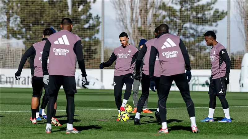 قائمة ريال مدريد أمام رايو فاليكانو في الدوري الإسباني
