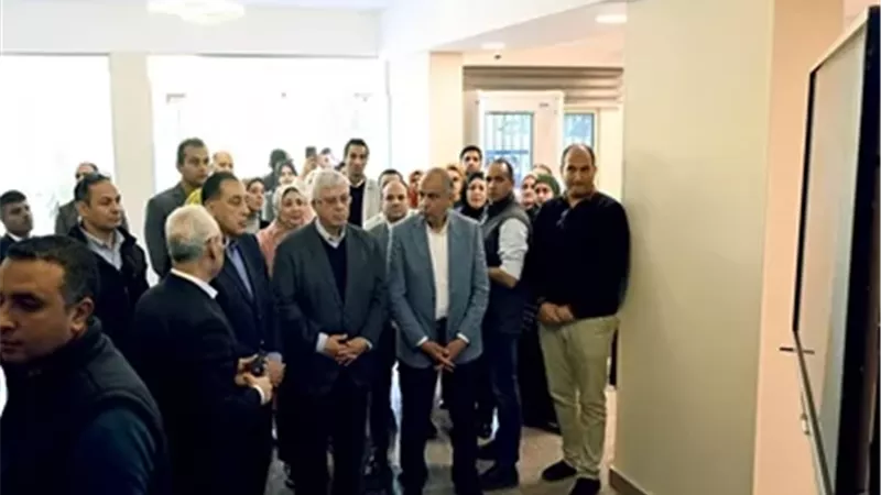 رئيس الوزراء يفتتح أول فنادق جامعة المنيا