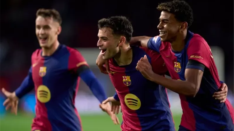 رسمياً.. برشلونة يعلن تعاقده مع موهوب هولندا الشاب لمدة عامين