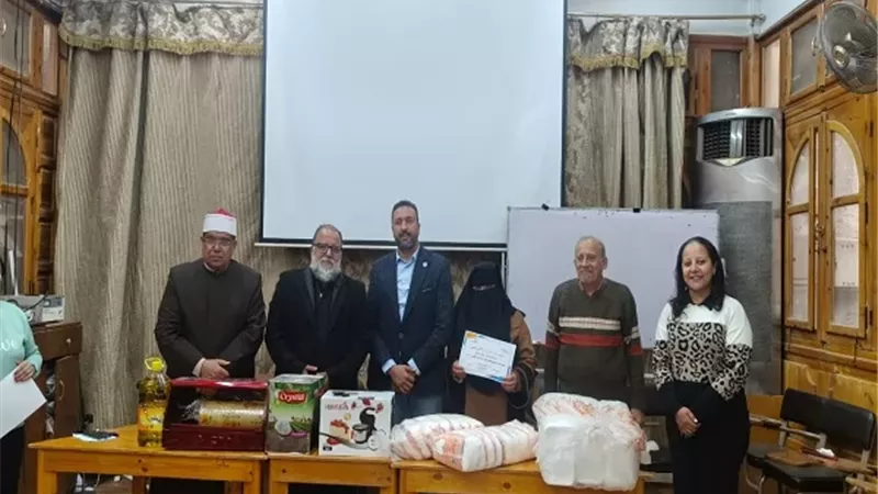 ضبط مخزن أدوية غير مرخص وصيدلية بها أدوية منتهية الصلاحية