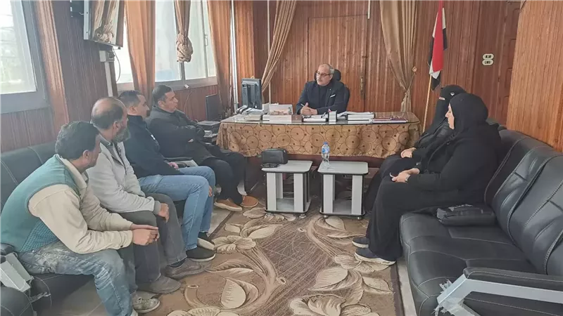 رئيس مدينة بلطيم يفتح ملفات شكاوى المواطنين