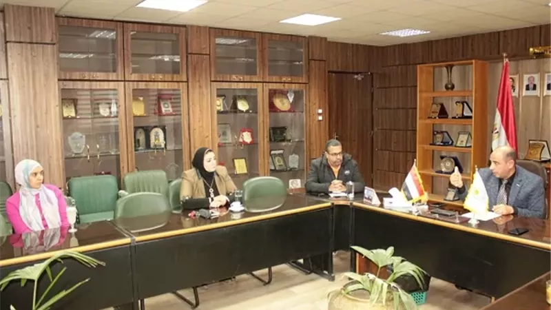 جامعة أسيوط تناقش تطوير منظومة العمل بالمطبعة المركزية