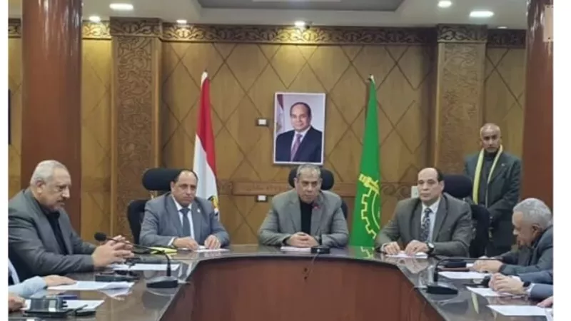 تعليم القليوبية تبحث الاستعدادات النهائية للفصل الدراسي الثاني