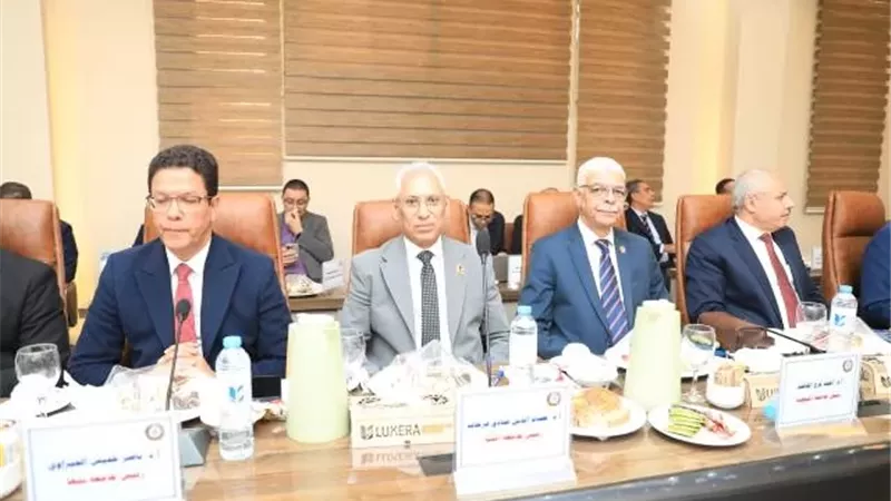 المجلس الأعلى للجامعات يستعرض الطفرة الإنشائية بجامعة المنيا