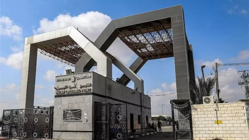 فرق الاتحاد الأوروبي تتمركز في الجانب الفلسطيني من معبر رفح