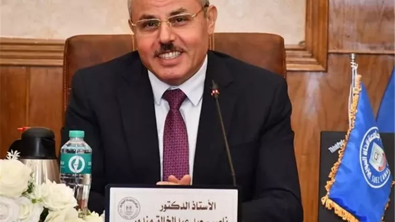 تأهيل طلاب جامعة قناة السويس لسوق العمل