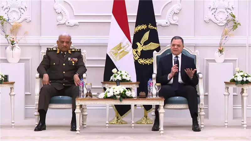 فيديو.. وزير الداخلية: التاريخ سيظل يخلد جهود و تضحيات رجال الشرطة والجيش لتحقيق أمن الوطن وتطلعات الشعب