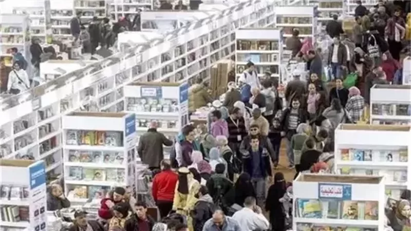 إقبال تاريخي على معرض القاهرة الدولي للكتاب يتجاوز 5 ملايين زائر