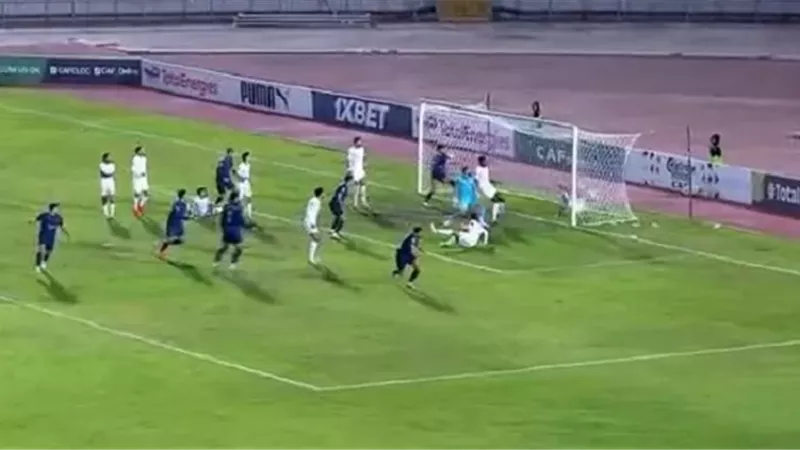 الزمالك يتخطي المصري بثنائية ويتصدر مجموعته بالكونفيدرالية