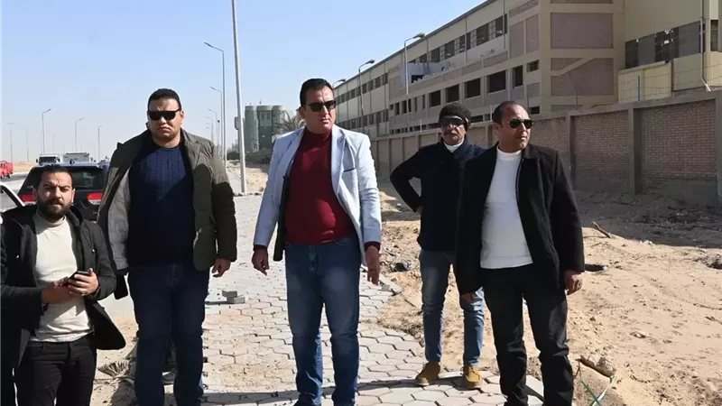 رئيس جهاز العاشر من رمضان يتابع تطوير المناطق الصناعية .. صور
