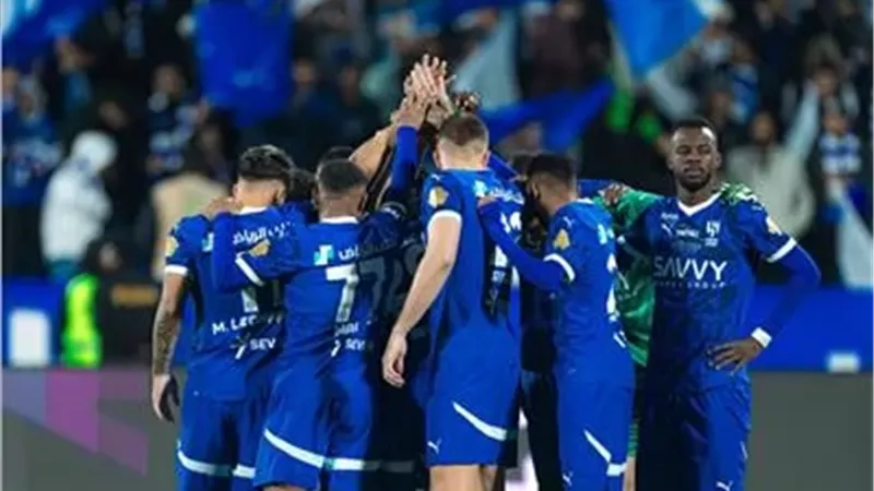 الدوسري يقود تشكيل الهلال لمواجهة الأهلي فى دوري روشن