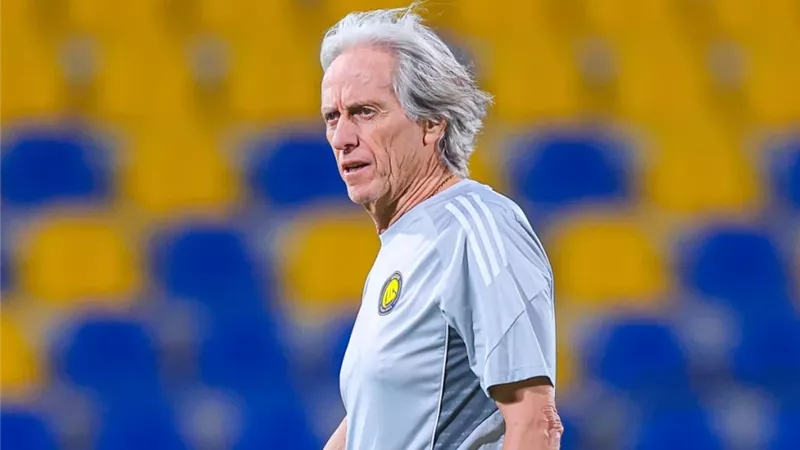 جيسوس يستقر على تشكيل النصر ضد الرياض اليوم