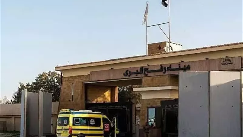 اليوم الاول للفتح الرسمي لمعبر رفح شمال سيناء