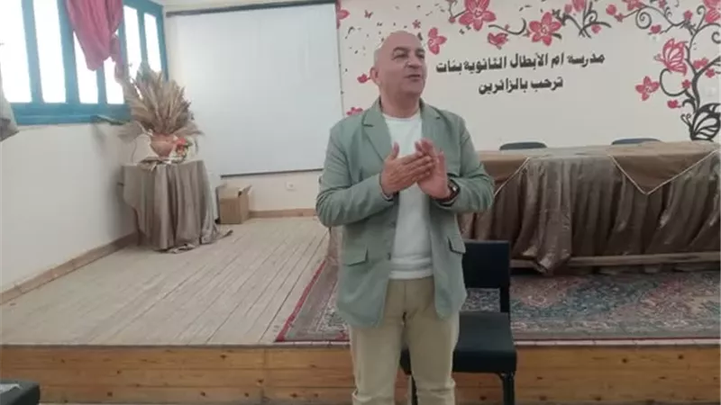 استعراض معدلات تسجيل استمارة الثانوية العامة بالاسماعيلية