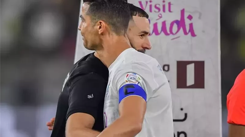 رونالدو يرفض انتقال كريم بنزيما إلى الهلال.. اعرف السبب