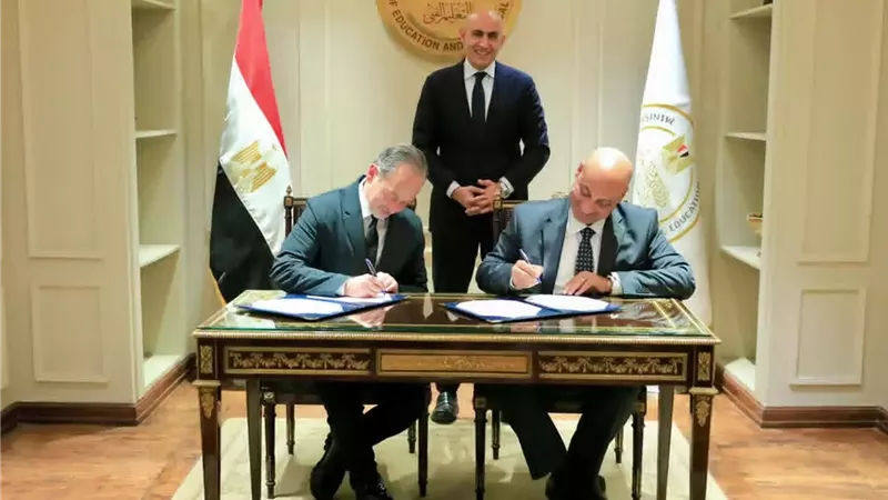 وزير التعليم يشهد توقيع مذكرة تفاهم مع منظمة البكالوريا الدولية