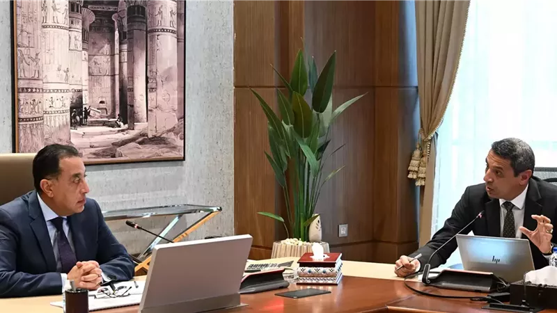 محافظ السويس :إنشاء مدينة سكنية جديدة على مساحة 30 فداناً