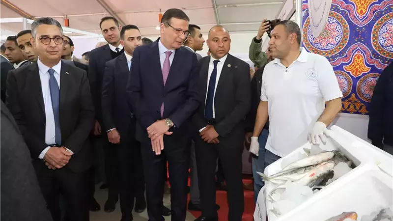 التموين : التوسع في إقامة 1000 منفذ بمختلف محافظات الجمهورية