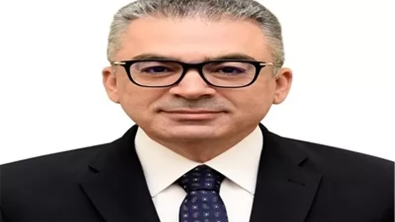 تجديد تعيين علي الأنور عميدًا لكلية الطب بجامعة عين شمس