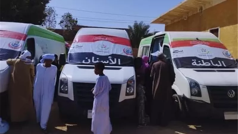 الصحة :74 ألفًا و992 خدمة من خلال 66 قافلة بالمناطق الأكثر احتياجًا