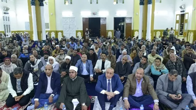 محافظ الأقصر يشهد الاحتفال بليلة النصف من شعبان