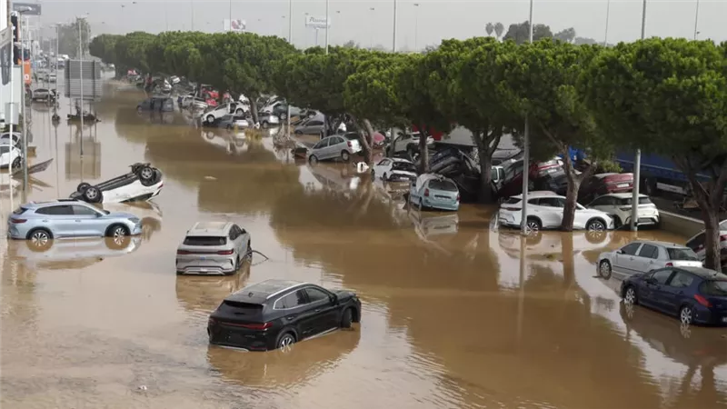 المغرب: إجلاء أكثر من 50 ألف شخص بسبب خطر الفيضانات