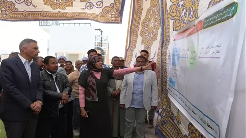 محافظ أسوان يعطى إشارة البدء للتشغيل التجريبى لمحطة الطوناب